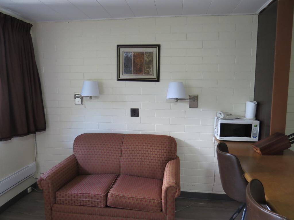 Rest Inn Lytton Exterior foto